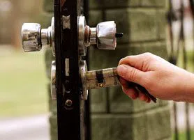 Golden Locksmith Services Avon Lake, OH 440-226-5066 - 13-Re-Key-Locks